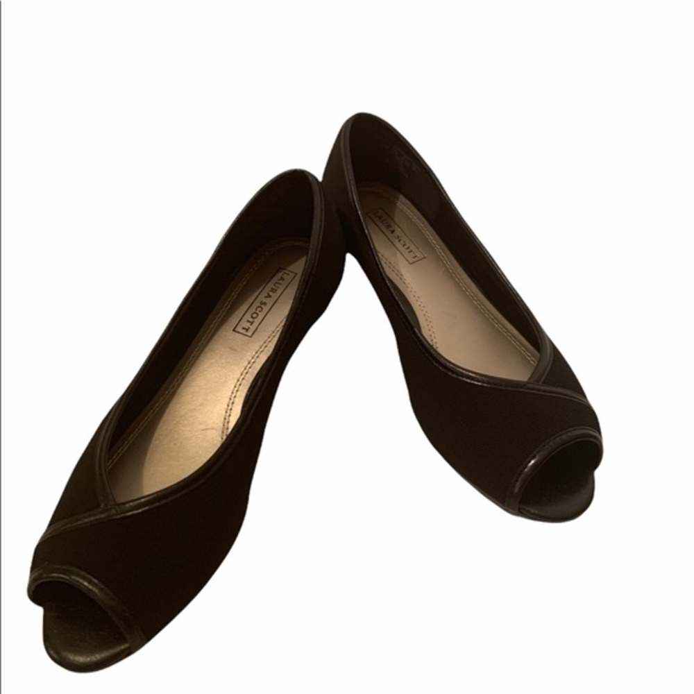 Laura Scott Black Open Toed Wedge Shoes size 9.5 M